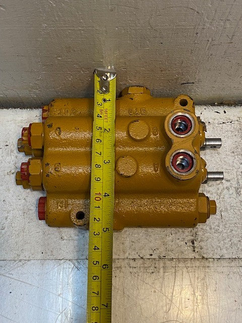 Hydraulic 2-Spool Directional Control Valve 31922-12C | 8144