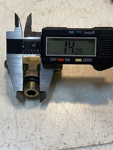 5 Quantity of Hydraulic Hose Tee Adapters 14mm Thread 54mm L 40mm W (5 Qty)