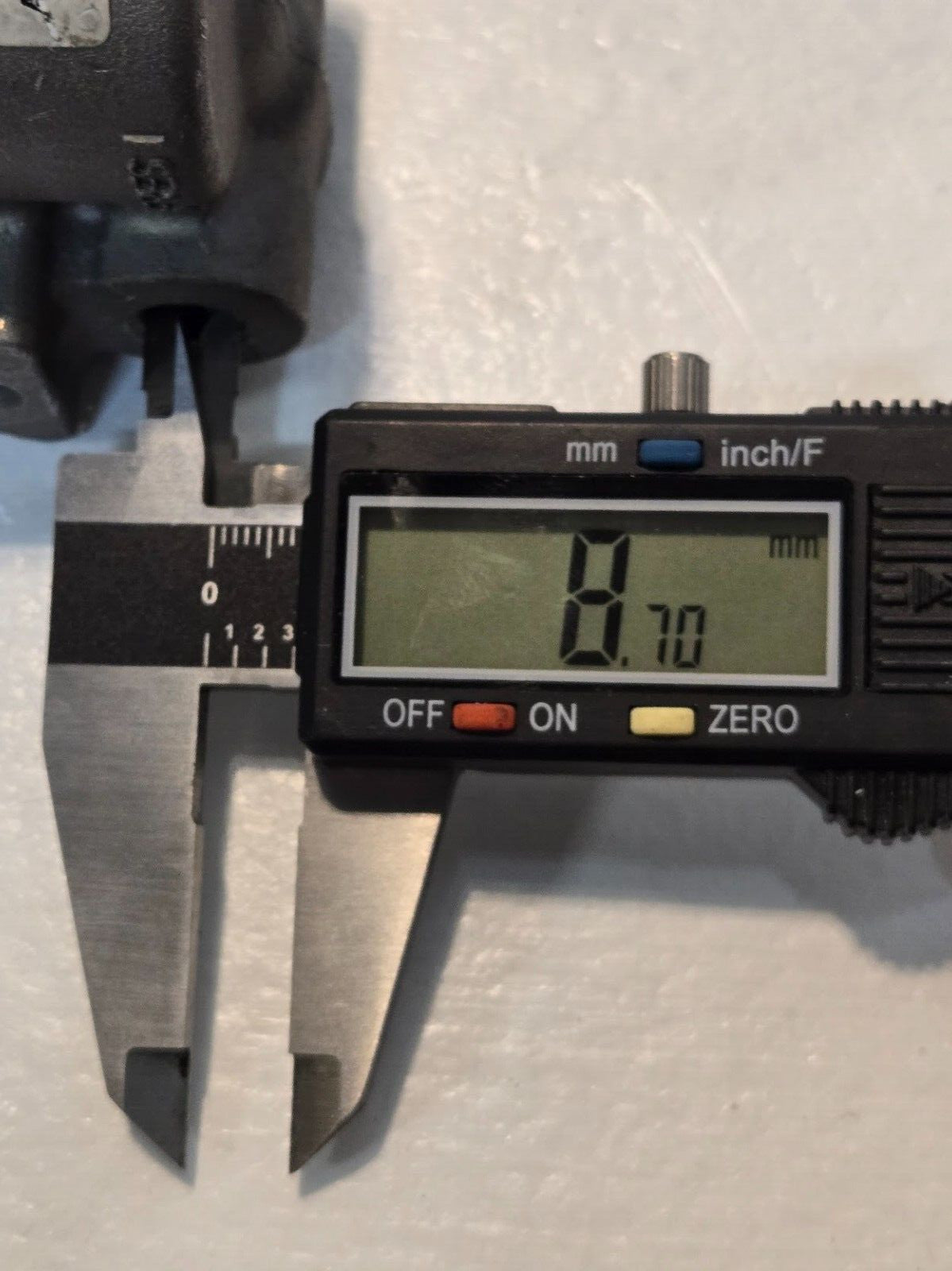 Bendix Air Brake Governor Valve 5010669 D-2A | 105-130 PSI | T-293975-J | 45013