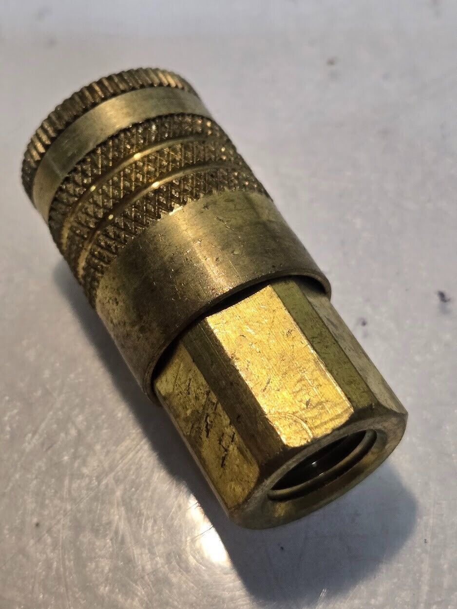 5 Quantity of 1/4" Quick Connect Couplings 1/4" FPT 19mm Hex (5 Quantity)