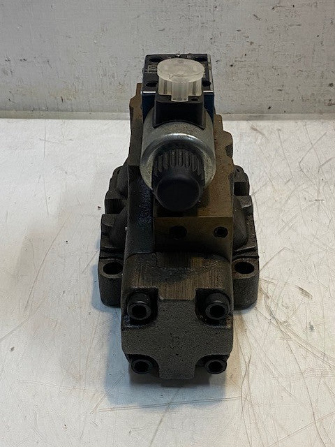 Bosch Directional Control Valve 9810235787 | 9810235787 | 9810231664