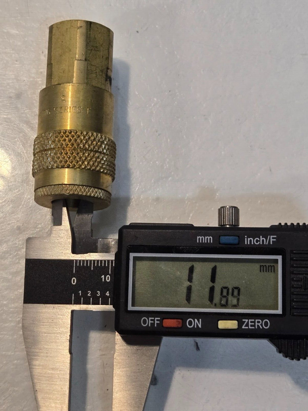 2 Quantity of Perfecting Coupling Series F 1/4" Quick Couplings 1/4" MPT (2 Qty)