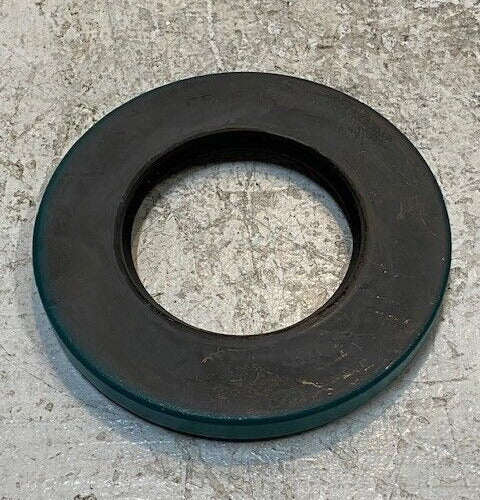 CR Seal 22647 Single Lip Mitrile Rotary Shaft Oil Seal 102mm OD 56mm Bore