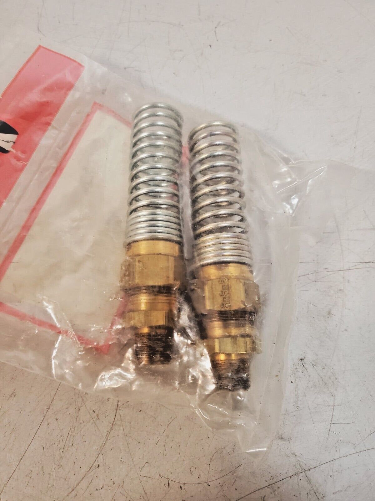 4 Packs of 2 units Velvac Hose Fittings Assy 3/8 MPT 500025 & 500019  (8 Qty)