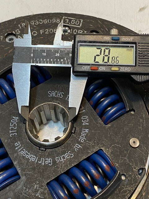 Sachs SD772 Clutch Friction Disc 1861931034 | 29mm Bore 9-3/8" Dia.