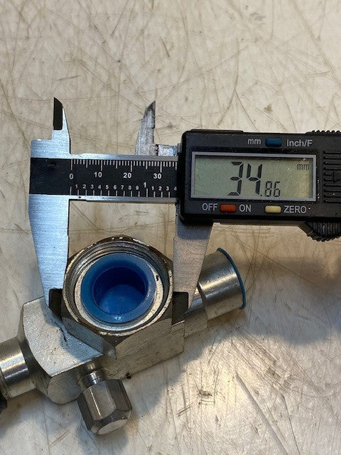 Rotolock Horizontal Refrigeration Service Valve Compressor 22.5 | 5-1/2" Long