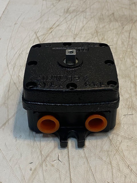 Parker PL37 Pneumatic PL Series Inline Air Flow Control Valve 4 Port 3 Way