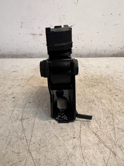 Toyota Front Engine Mounting Insulator 12361-0D110 Engine Support Mount