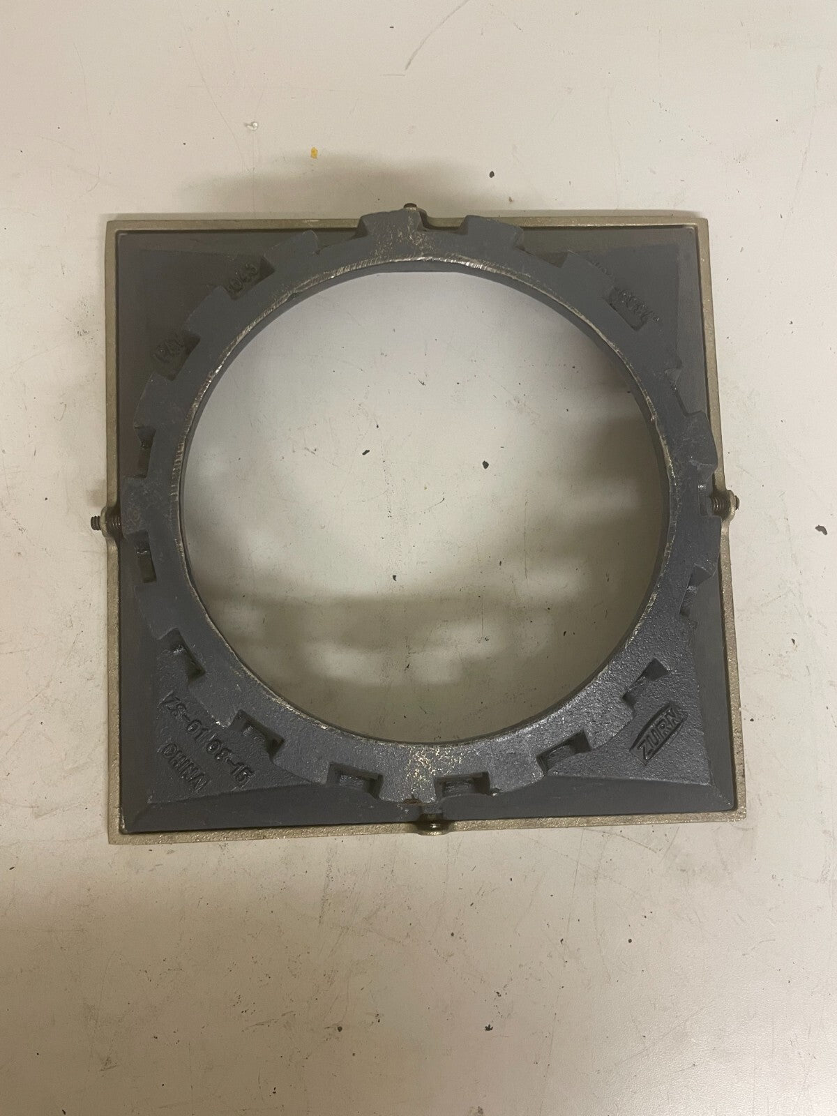 Floor Housing Drain 67669-001 | 7658043 | ZS-01 08-15