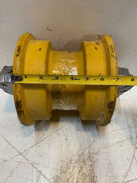 John Deere AT173430 Single Flange Track Roller