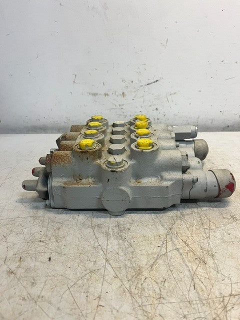 Welroe Multi-Spool Directional Hydraulic Control Valve 6592488| 25F4L| 05007832