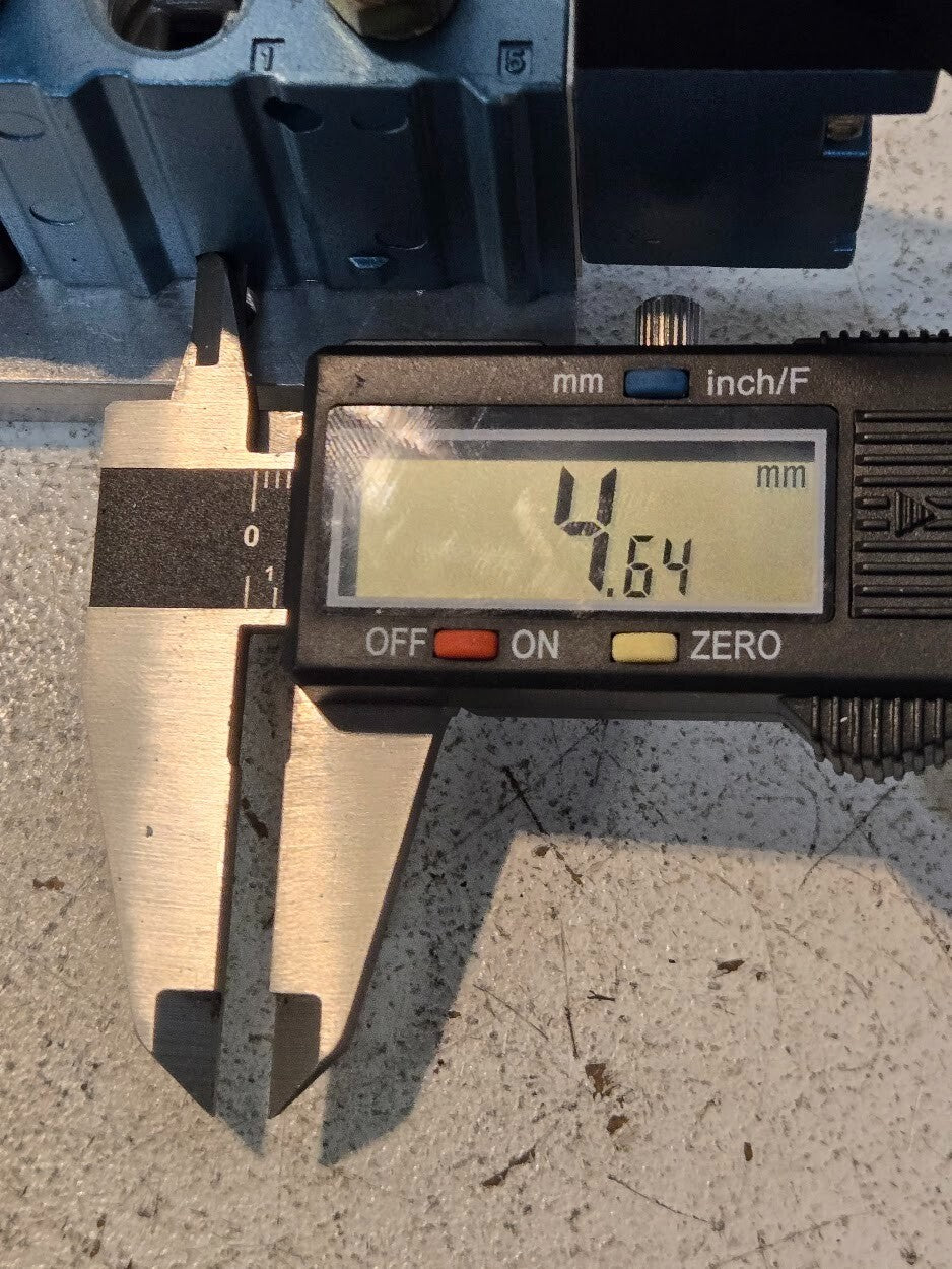 MAC Valves 411A-BOA-DM-DDAJ-1JM with Manifold Block and Solenoid DMB-DDAJ-1JM