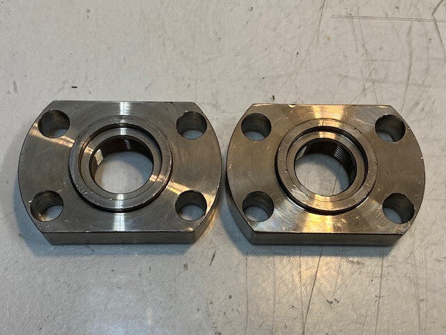2 Quantity of Steel Hydraulic Fluid Flanges ML 29mm Bore 14mm Bolt Holes (2 Qty)