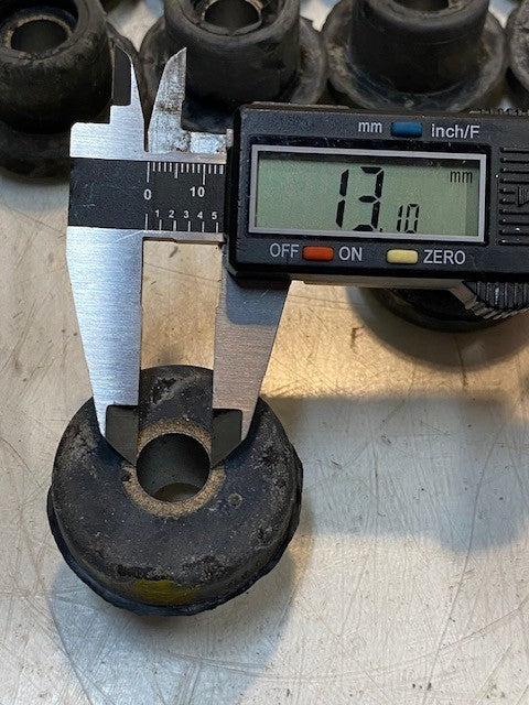 14 Quantity of Rubber Bushings 1-5/8" Dia 1-1/2" Tall 13mm Bore (14 Quantity)