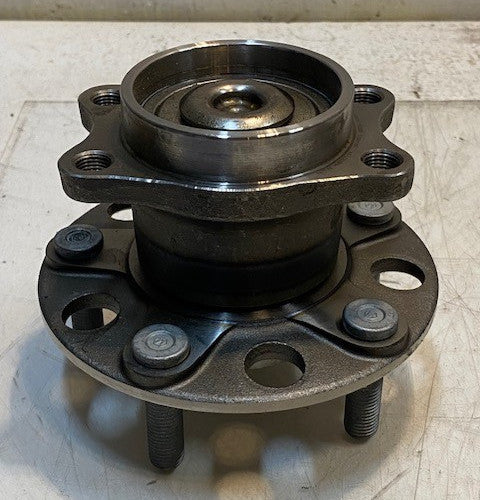 NTN HUB092T-24 Wheel Hub Bearing 5-Bolt 65mm Bore 09040023 | 696361