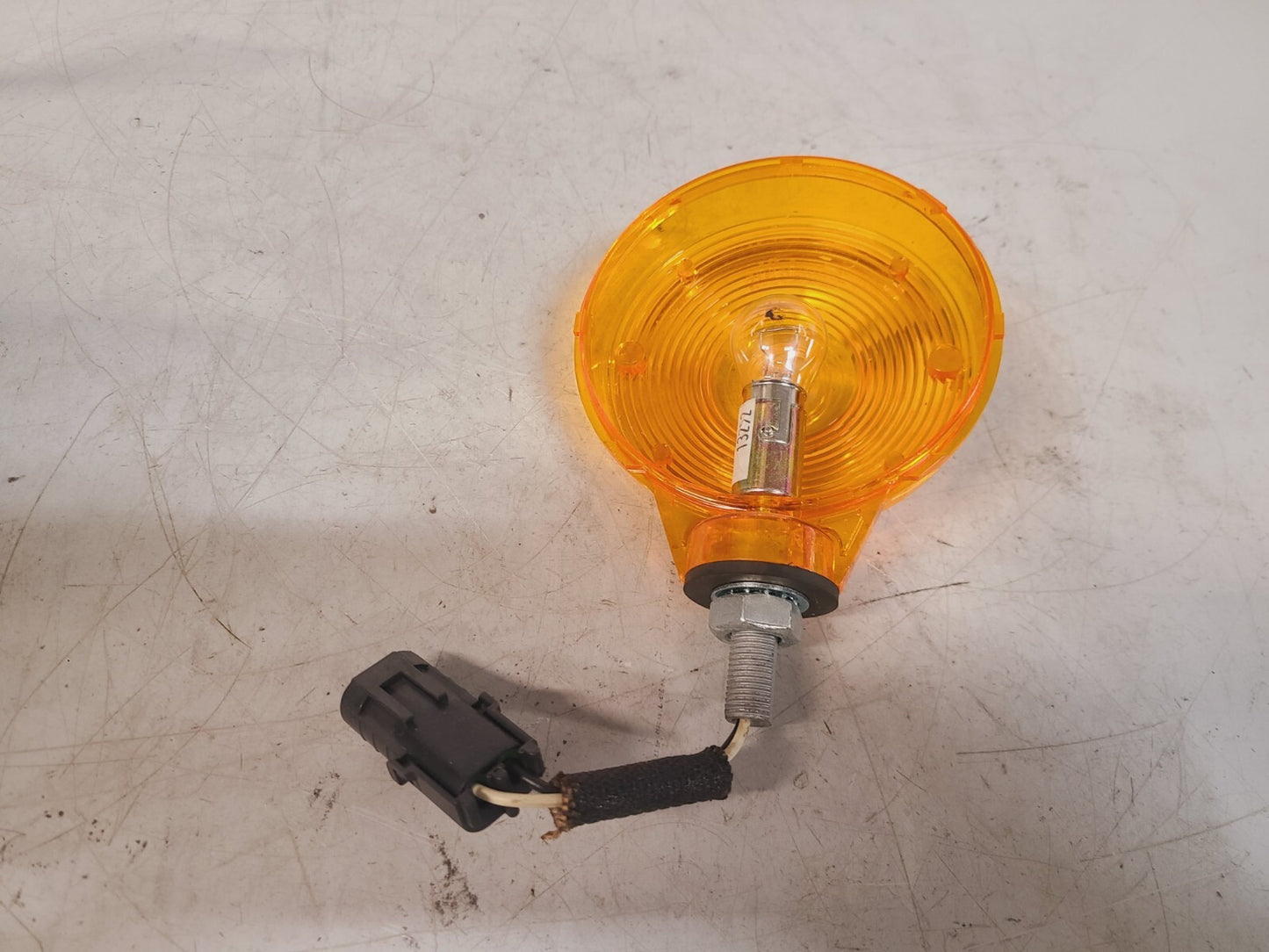Truck-Lite Yellow Round Directional Light & Wire 13252