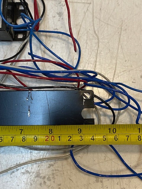 2 Quantity of Sylvania Electronic Ballasts QTP2x32T8/UNV-ISN-SC 50/60Hz (2 Qty)