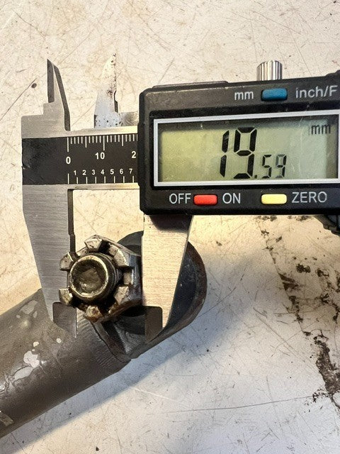 Power Steering Slave Cylinder 17-3/4" Length, 9.5mm Thread End Diameter.