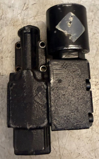 Hydra Force Hydraulic Directional Control Valve With Solenoid Operator 7095945