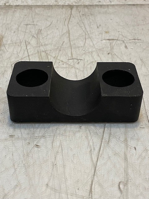 7 Quantity of Block Clamp Halves 4" Long 1-7/8" Wide 1" Thick 25mm Bore (7 Qty)