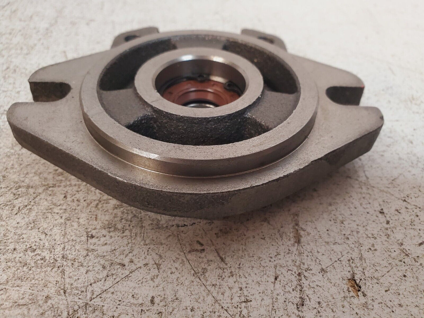 Mounting Flange for Hydraulic Pump 0.750 | 1.250 | 0.615