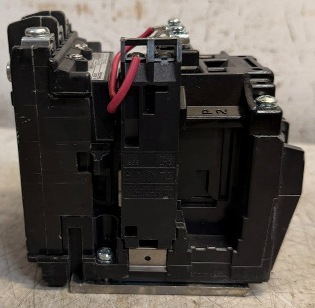 Allen-Bradley Magnetic Motor Contactor 500-BODX21 | Nemz Size 1 3-Pole Feed