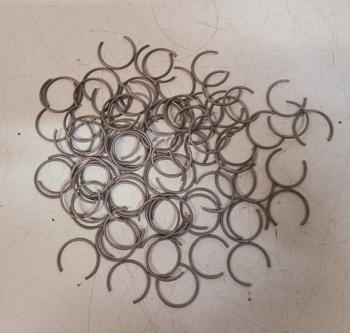 88 Quantity of Retaining Rings 10016757 (88 Qty)