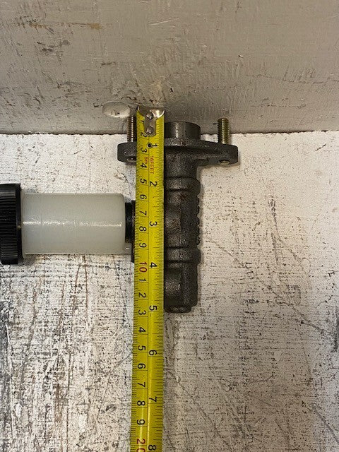 3 Quantity of Duralast 11939 Clutch Master Cylinders (3 Quantity)