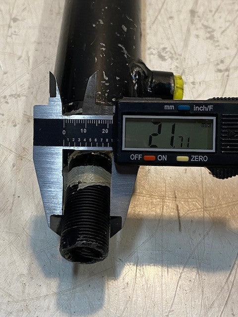 Hydraulic Cylinder 20" Long 17mm Bore 50mm Shaft OD 22mm Thread