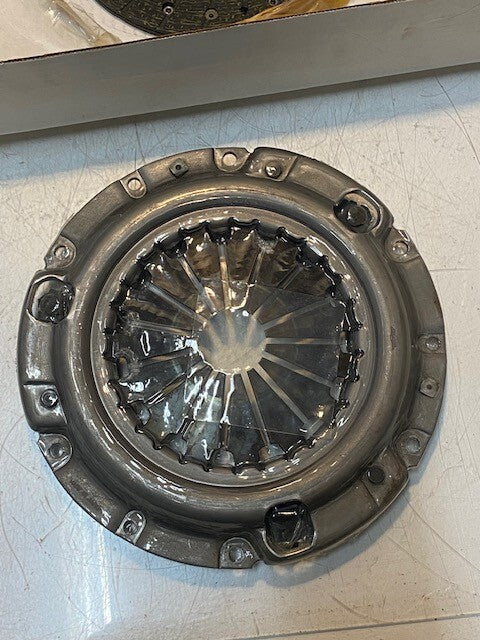 Qualitee International Parts Complete Clutch Kit 5874270 | Exedy 6L25 | MZD010U