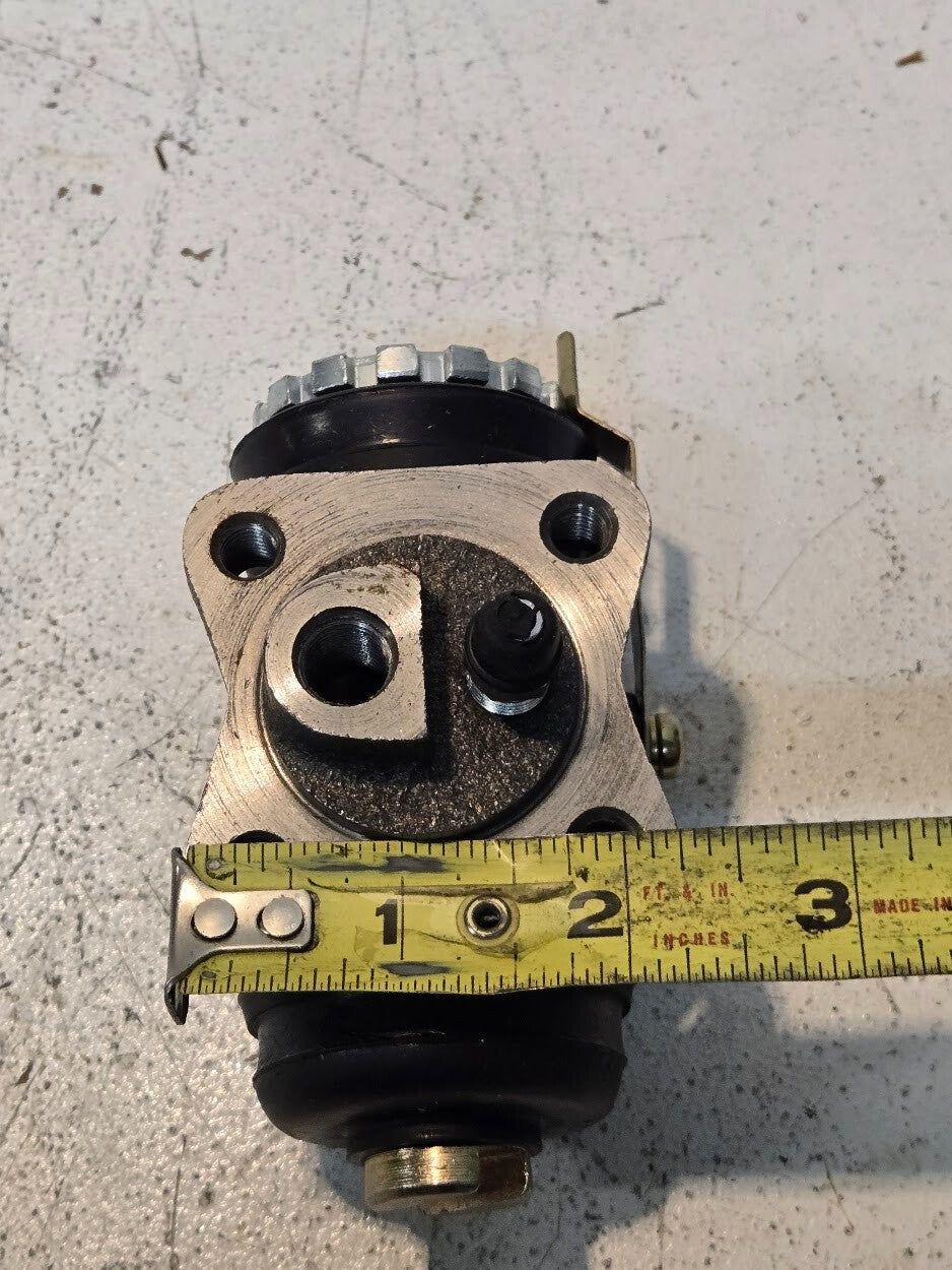 Rear Left Brake Cylinder for Toyota FJ