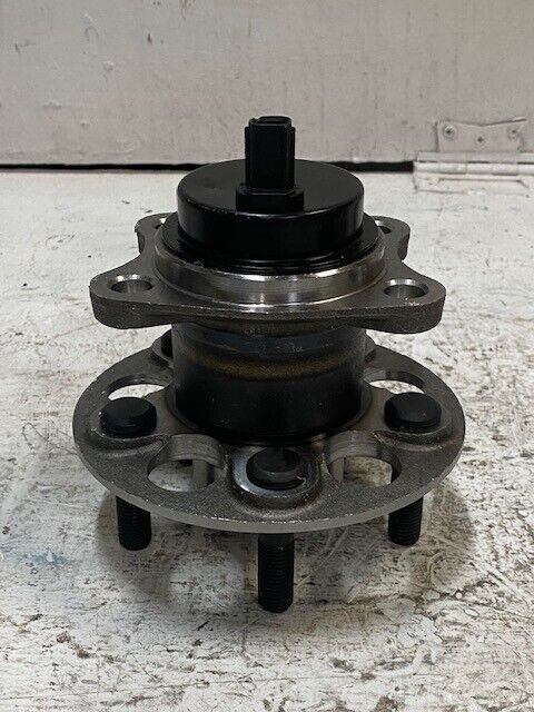 Wheel Hub & Bearing Assembly 5 Bolt RB512425 08/20