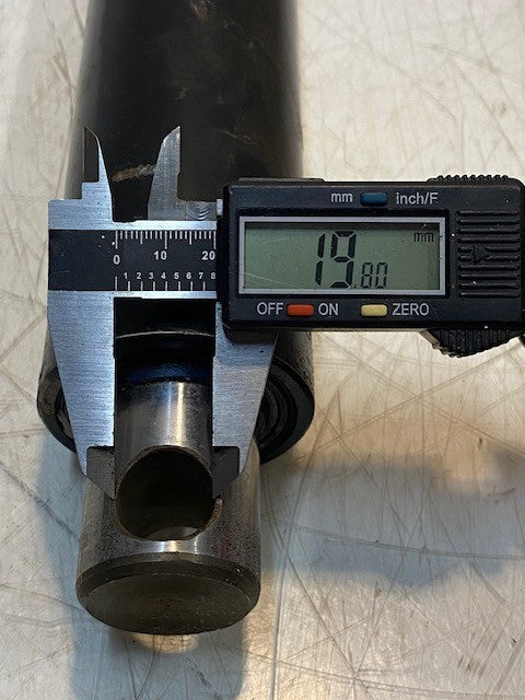 Trackless Vehicles B114 Hydraulic Cylinder 18" Long 64mm OD 20mm Bore