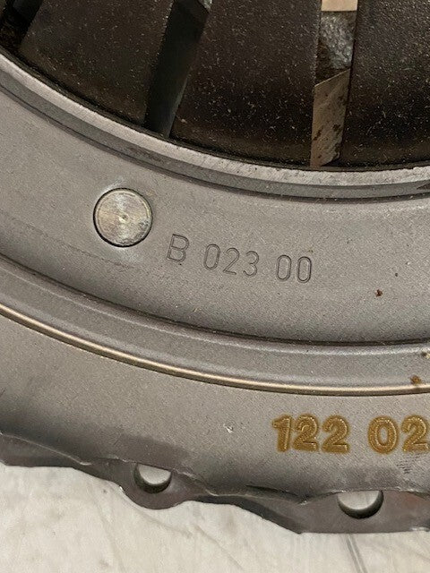LuK Druckplatte Clutch Pressure Plate 122021610 | B02300 | 48mm Bore 9-1/2" OD