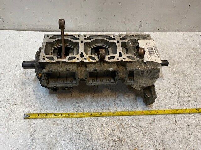 Rotax 6810890 / 6810940 Small 3 Cylinder Head Engine Block w/ Crankshaft