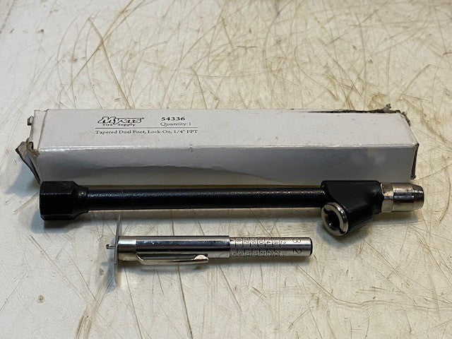 Myers 54336 Tapered Dual Foot Lock-On 1/4" FPT Closed Air Chuck Cap Tire Valve