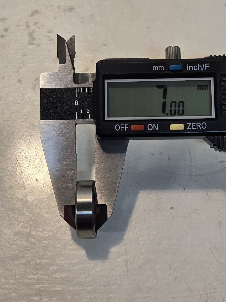 7 Quantity of Bones SDC Skateboard Bearings | 22 mm OD x 8 mm Bore (7 Qty)