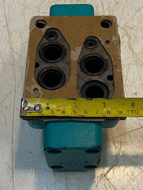 Hydraulic Directional Control Valve Pilot Operated Valve Assembly 293572