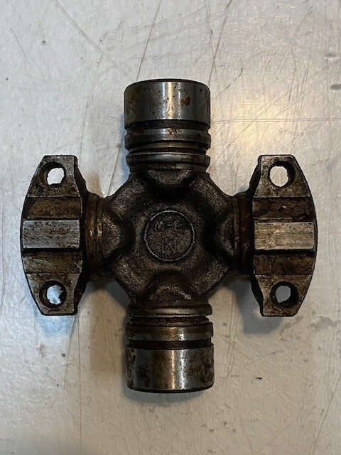 Spider Universal Joint S8C 1956 M 3-W | 3-3/4" L 3-1/2" W 29mm Ends