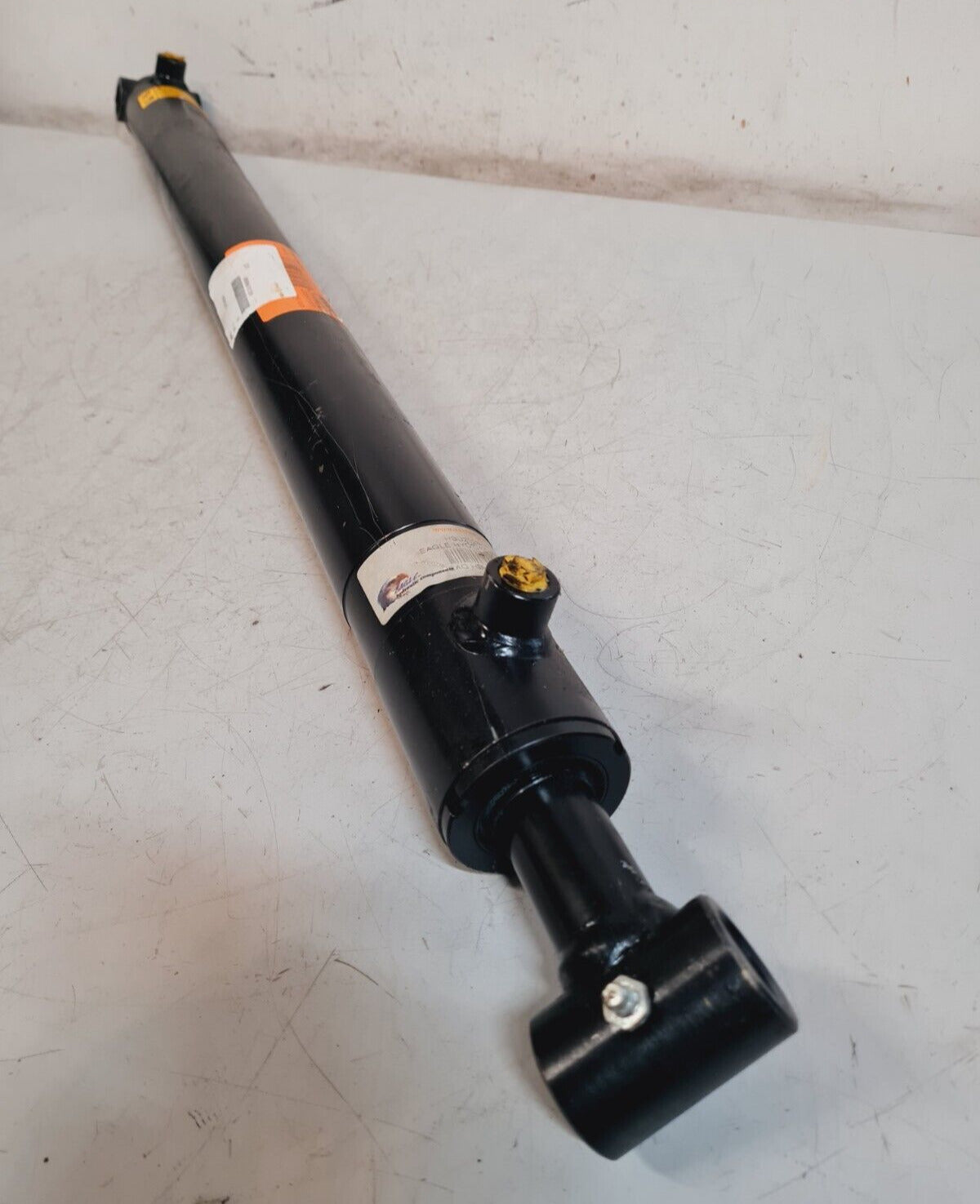 Eagle Welded Hydraulic Cylinder HBU2028 | E090105 | EAG HBU2028