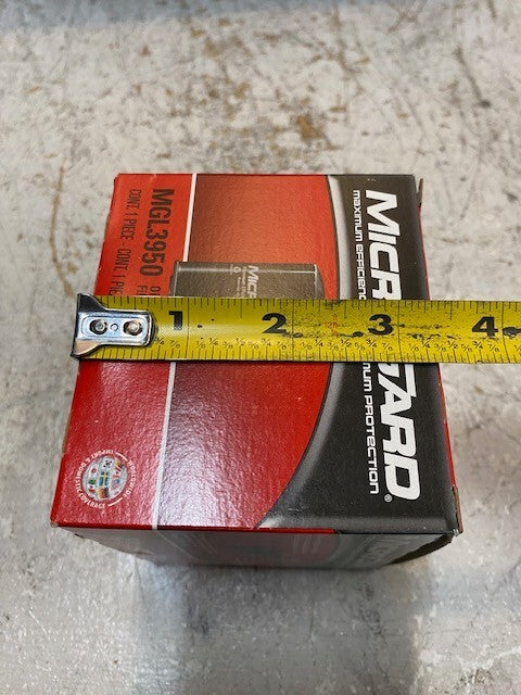 12 Quantity of Microgard MGL3950 Oil Filters (12 Quantity)