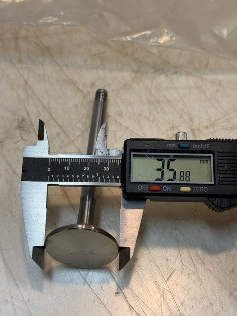 Intake Valve Manufactured by SI Valves for Air-Cooled Porsche Engine E-T3997