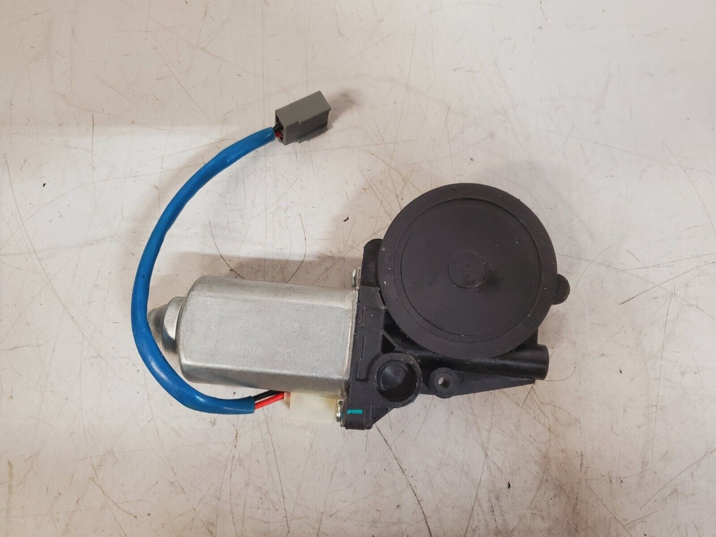 Rear Driver Side Power Window Motor 12V | 742-183 | 20195