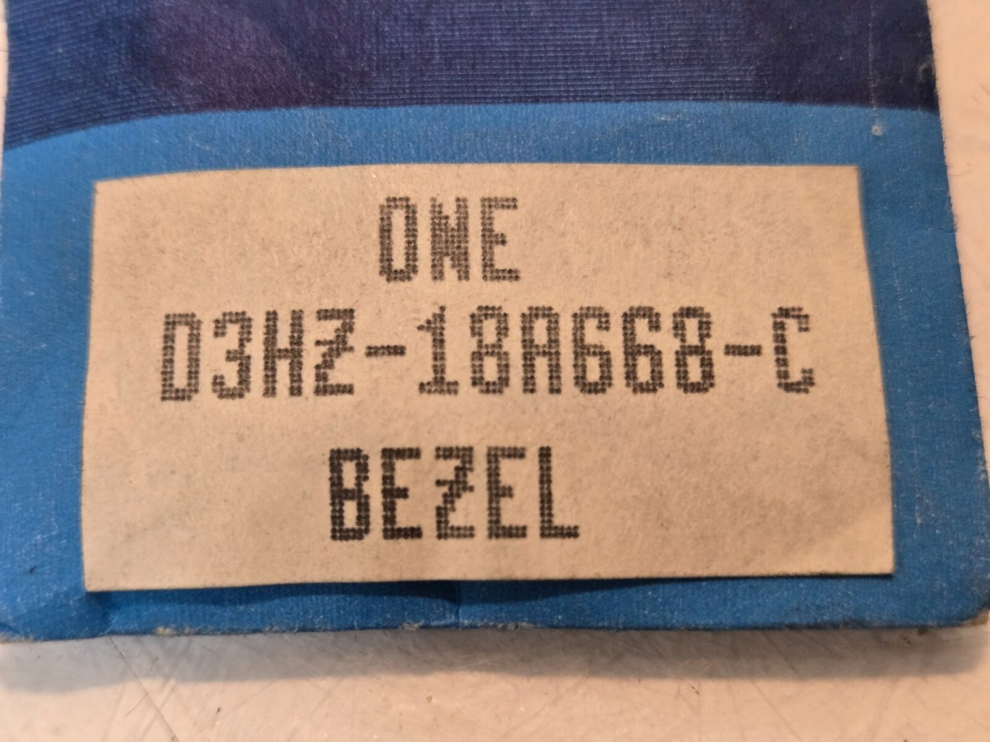 5 Quantity of Ford D3HZ-18A668-C Heater Bezels 5/8" Inner Diameter (5 Quantity)