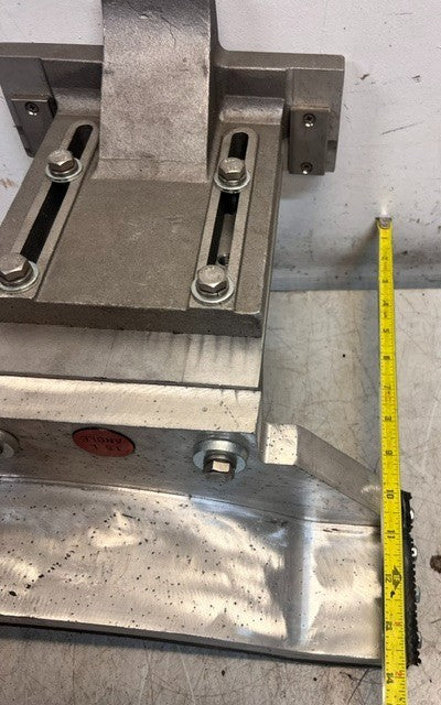 Specialized Heavy Duty Clamp Arm Attachment For Forklift 742262 | 1.5 L Angle