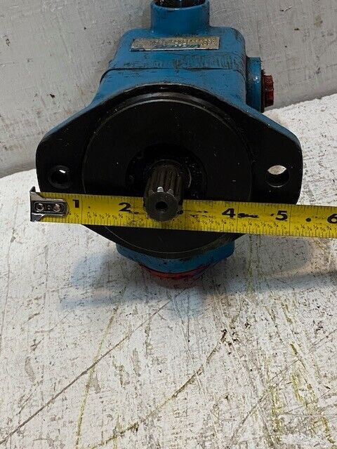 Vickers Hydraulic Pump 1" Shaft 11-Spline 18mm Dia. 02-143429-4, V10NF, 577531