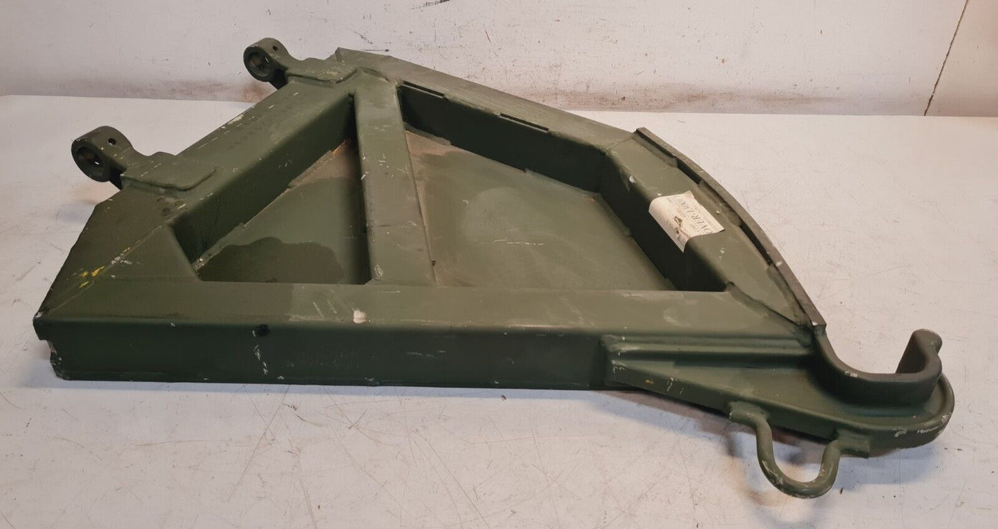 Dump Truck Tailgate Side Support 19207-8758630 | MFR 7J015