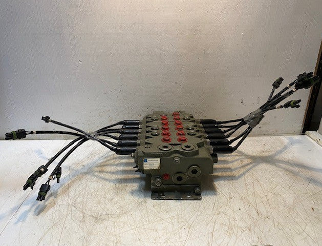 Fluid Power Systems VAL3610-0004-018 Hydraulic Directional Control Valve