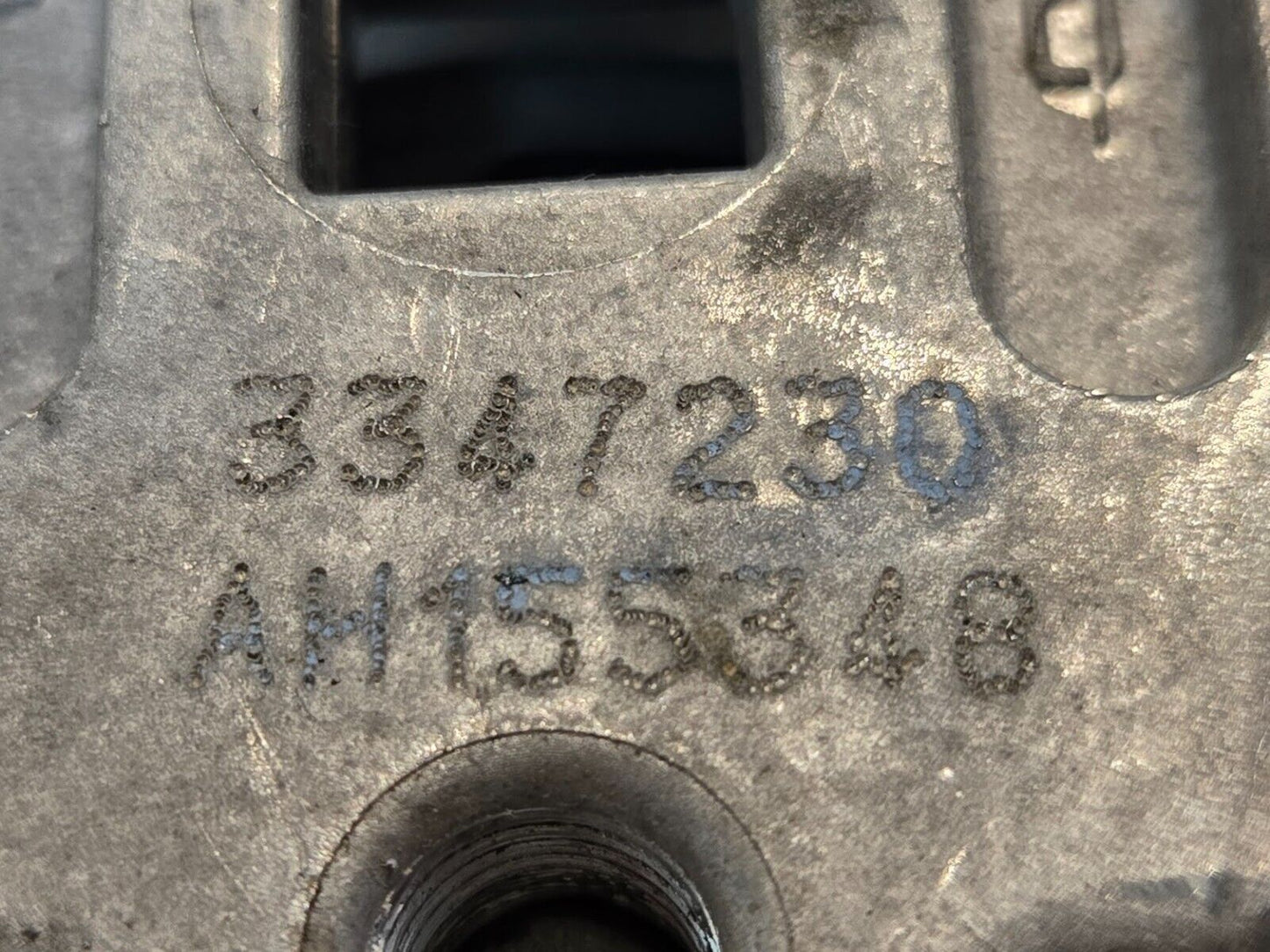 Dayco 1202 C&H Serpentine Belt Self-Adjusting Tensioner | 3347230 | AM155348