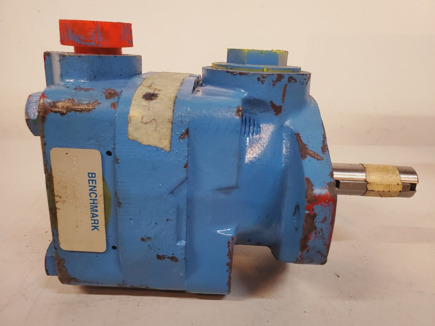 Benchmark Hydraulic Pump 399722 | V201S12S1C11